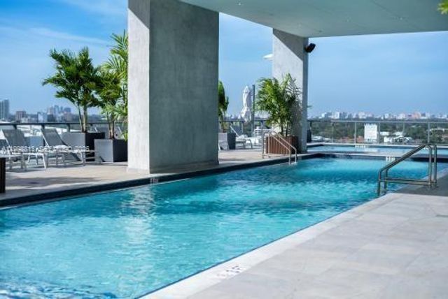 229 SW 9th St 202, Miami, FL 33130