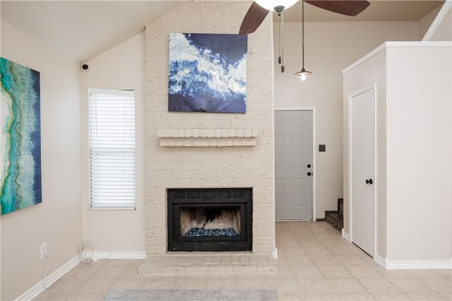 7252 The Mansions Dr D-2, Corpus Christi, TX 78414