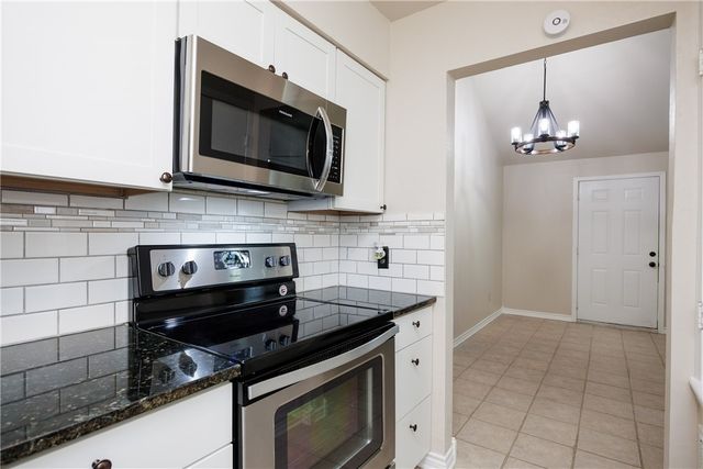7252 The Mansions Dr D-2, Corpus Christi, TX 78414