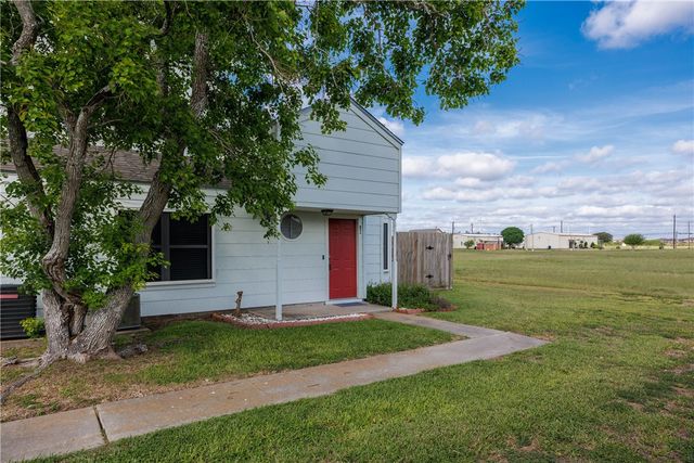 7252 The Mansions Dr D-2, Corpus Christi, TX 78414