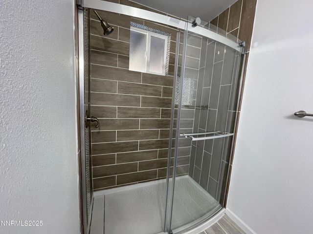 370 Connelly St, Hawthorne, NV 89415