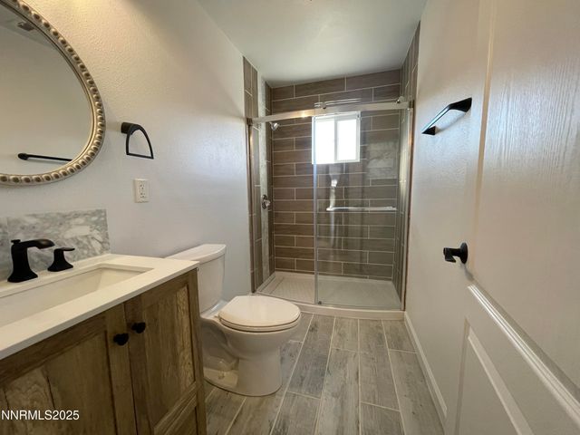 370 Connelly St, Hawthorne, NV 89415