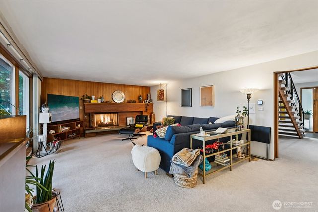 1209 S 10th Street, Mount Vernon, WA 98274