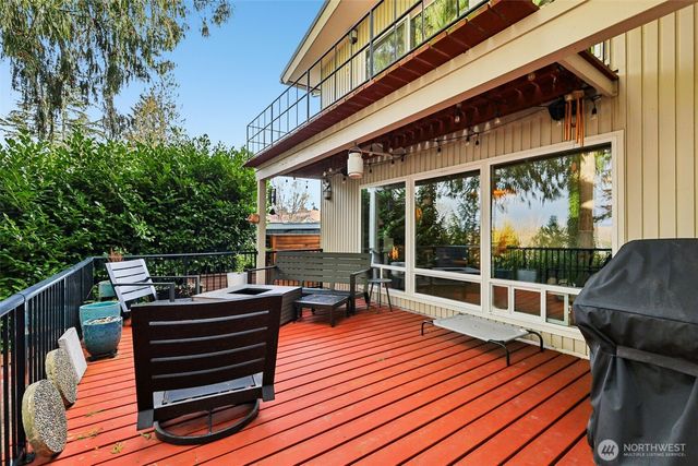 1209 S 10th Street, Mount Vernon, WA 98274