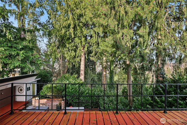 1209 S 10th Street, Mount Vernon, WA 98274