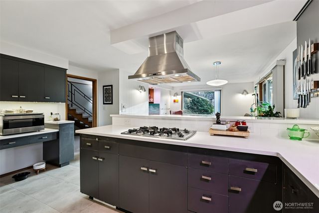 1209 S 10th Street, Mount Vernon, WA 98274