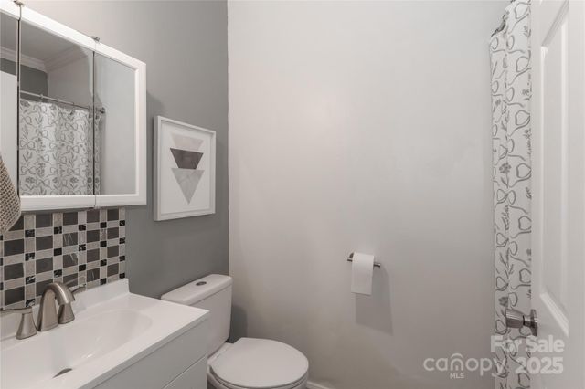 175 Larue Circle, Statesville, NC 28625