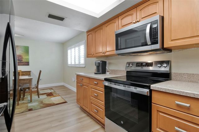 1150 BROOK DRIVE W, Dunedin, FL 34698