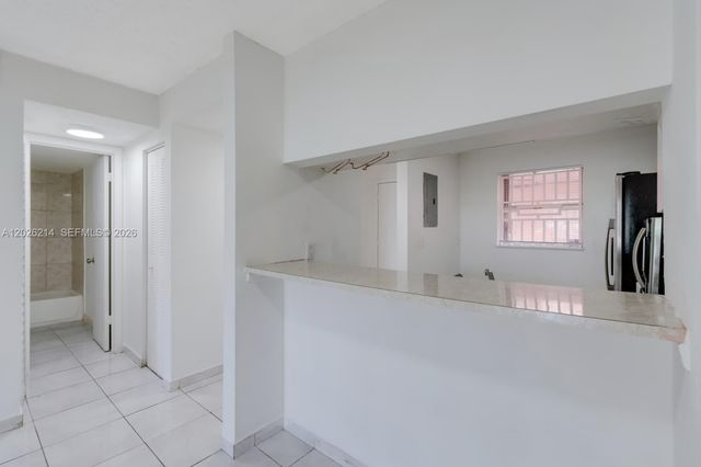 19729 SW 114th Ave 150, Miami, FL 33157