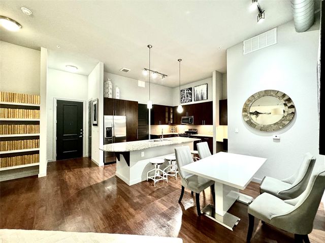 2525 Mccue St Road 249, Houston, TX 77056