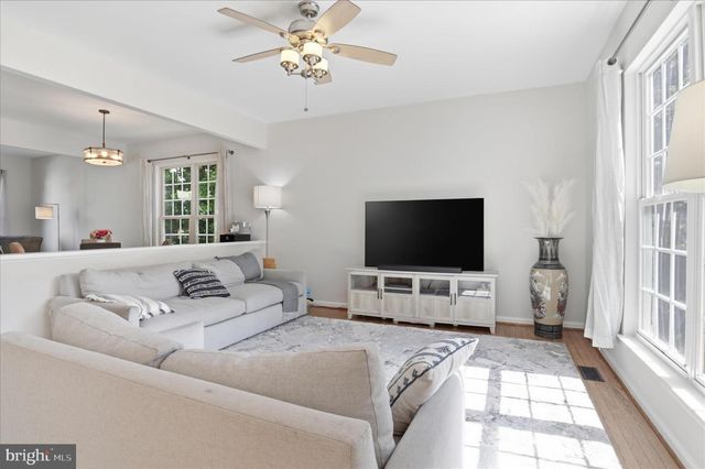 8812 FENIMORE PL, Bristow, VA 20136