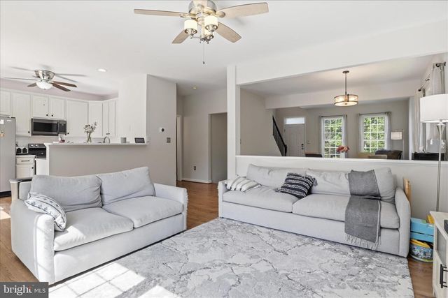 8812 FENIMORE PL, Bristow, VA 20136