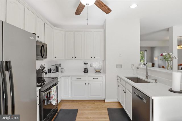 8812 FENIMORE PL, Bristow, VA 20136