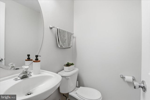 8812 FENIMORE PL, Bristow, VA 20136