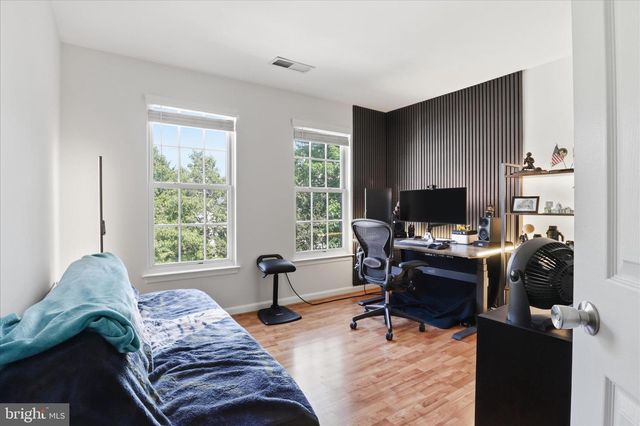 8812 FENIMORE PL, Bristow, VA 20136