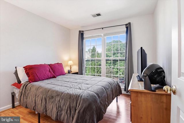 8812 FENIMORE PL, Bristow, VA 20136