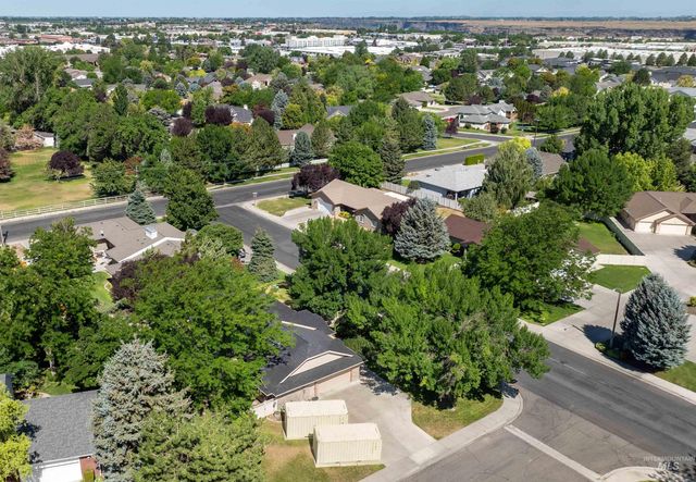 1840 Candleridge Dr, Twin Falls, ID 83301