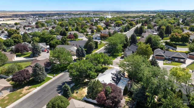 1840 Candleridge Dr, Twin Falls, ID 83301