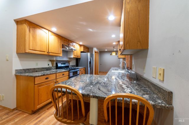 1840 Candleridge Dr, Twin Falls, ID 83301