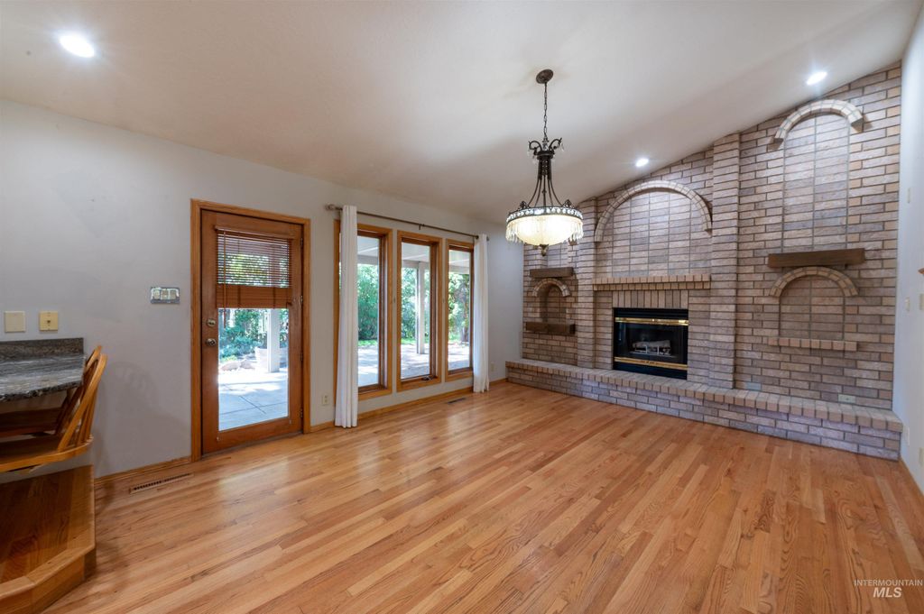 1840 Candleridge Dr, Twin Falls, ID 83301