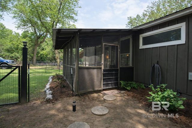 19655 County Road 9, Silverhill, AL 36576