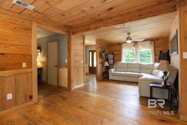 19655 County Road 9, Silverhill, AL 36576