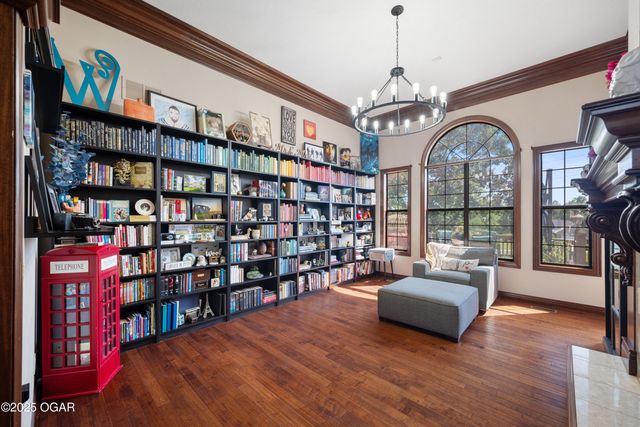 1806 Mountain Ash Drive, Joplin, MO 64801