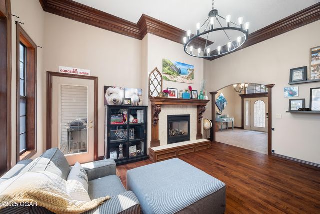 1806 Mountain Ash Drive, Joplin, MO 64801