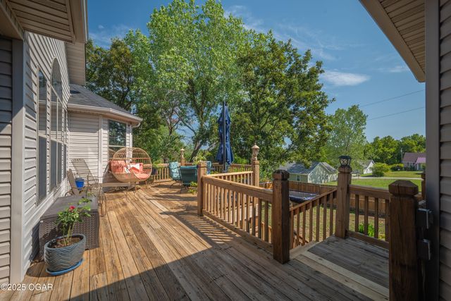 1806 Mountain Ash Drive, Joplin, MO 64801