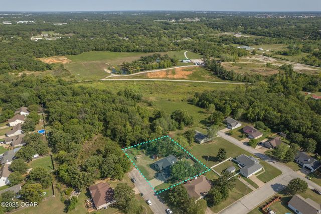 1806 Mountain Ash Drive, Joplin, MO 64801