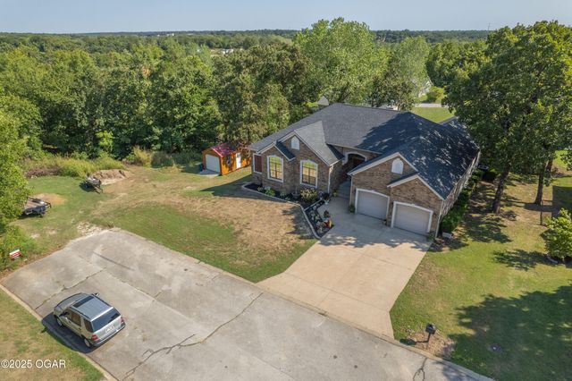 1806 Mountain Ash Drive, Joplin, MO 64801
