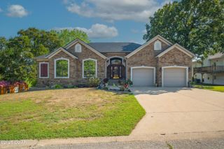 1806 Mountain Ash Drive, Joplin, MO 64801