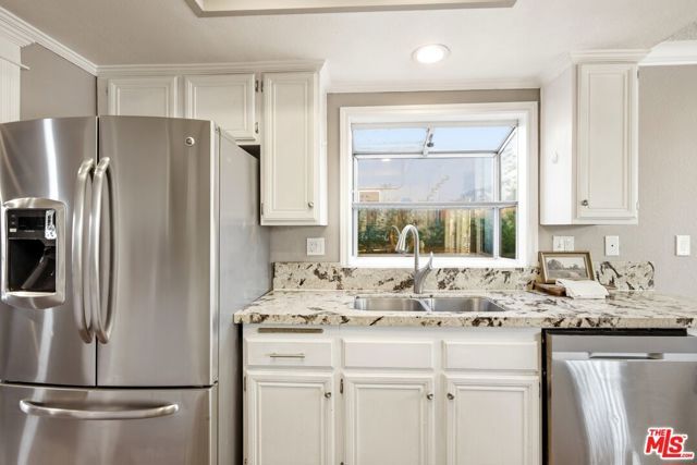 1629 Centre Court, Palmdale, CA 93551