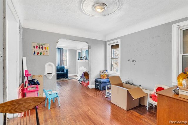 16634 Cruse Street, Detroit, MI 48235