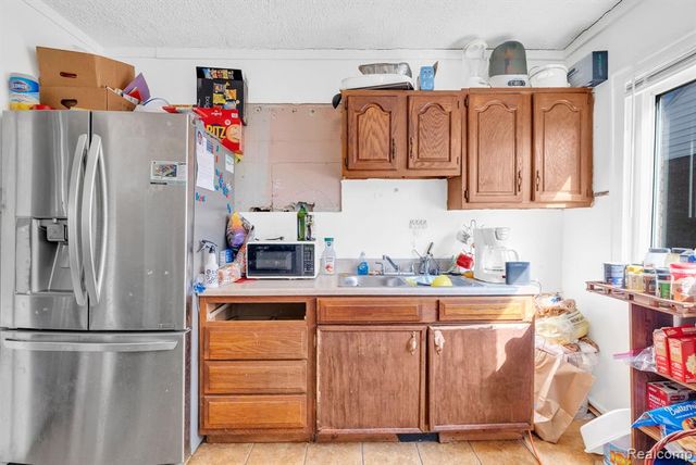 16634 Cruse Street, Detroit, MI 48235