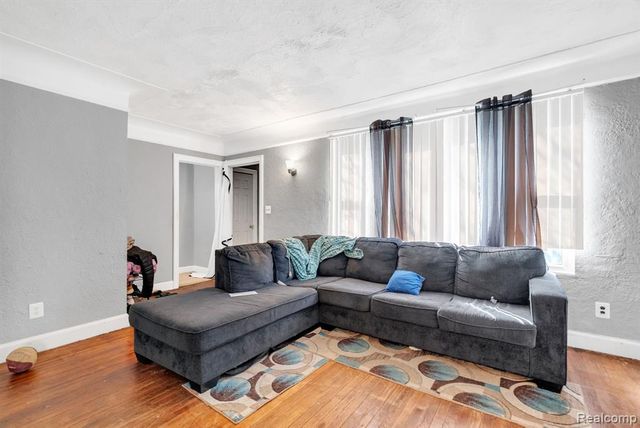 16634 Cruse Street, Detroit, MI 48235