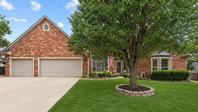 3308 Huntsman Court, Edmond, OK 73003
