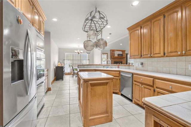 3308 Huntsman Court, Edmond, OK 73003