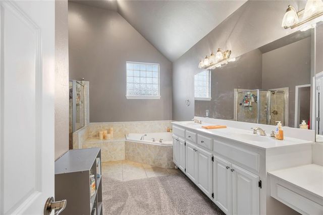 3308 Huntsman Court, Edmond, OK 73003