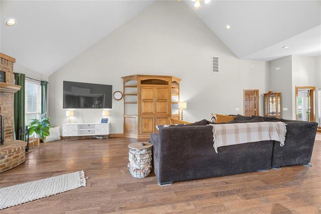 3308 Huntsman Court, Edmond, OK 73003