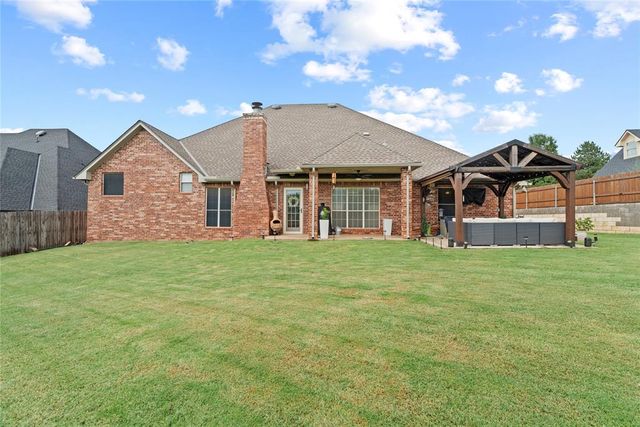3308 Huntsman Court, Edmond, OK 73003