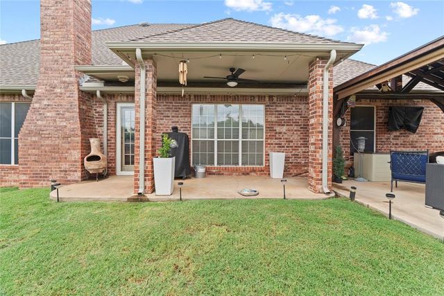 3308 Huntsman Court, Edmond, OK 73003