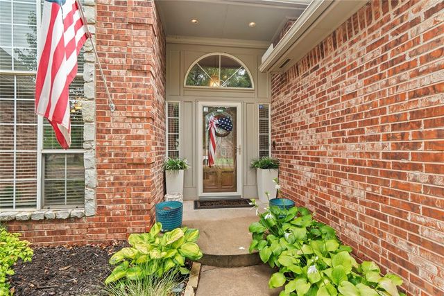 3308 Huntsman Court, Edmond, OK 73003