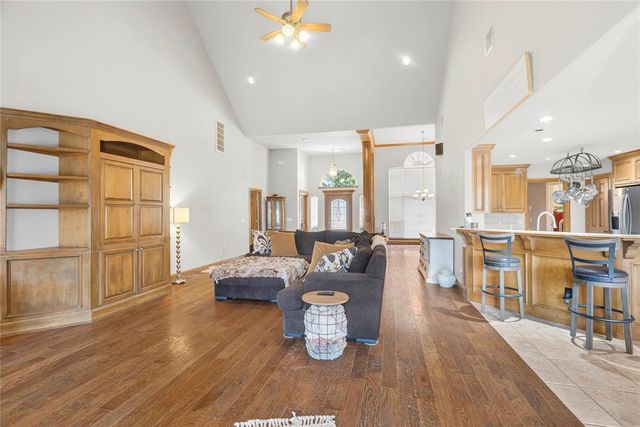 3308 Huntsman Court, Edmond, OK 73003