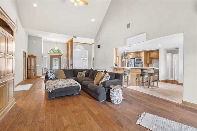 3308 Huntsman Court, Edmond, OK 73003