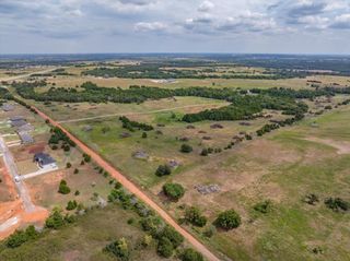 1003 N Anderson Road, Guthrie, OK 73044