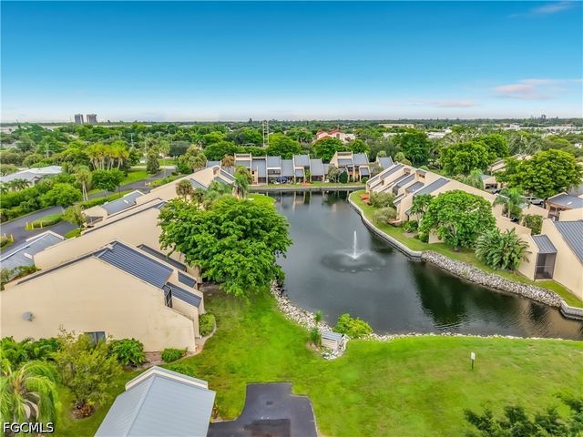 8805 Lateen LN 103, Fort Myers, FL 33919