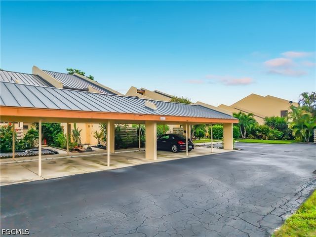 8805 Lateen LN 103, Fort Myers, FL 33919