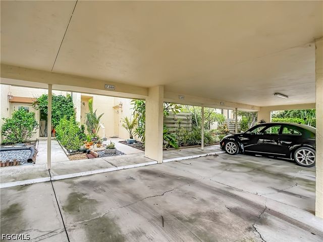 8805 Lateen LN 103, Fort Myers, FL 33919