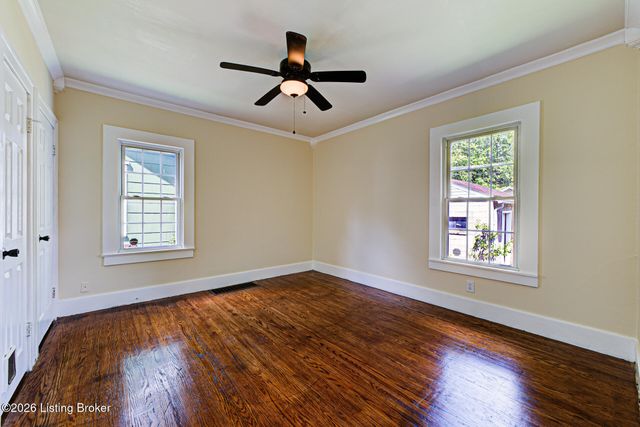 665 N Barbee Way, Louisville, KY 40217